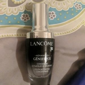 *SOLD* Lancome advanced genifique serum *SOLD*